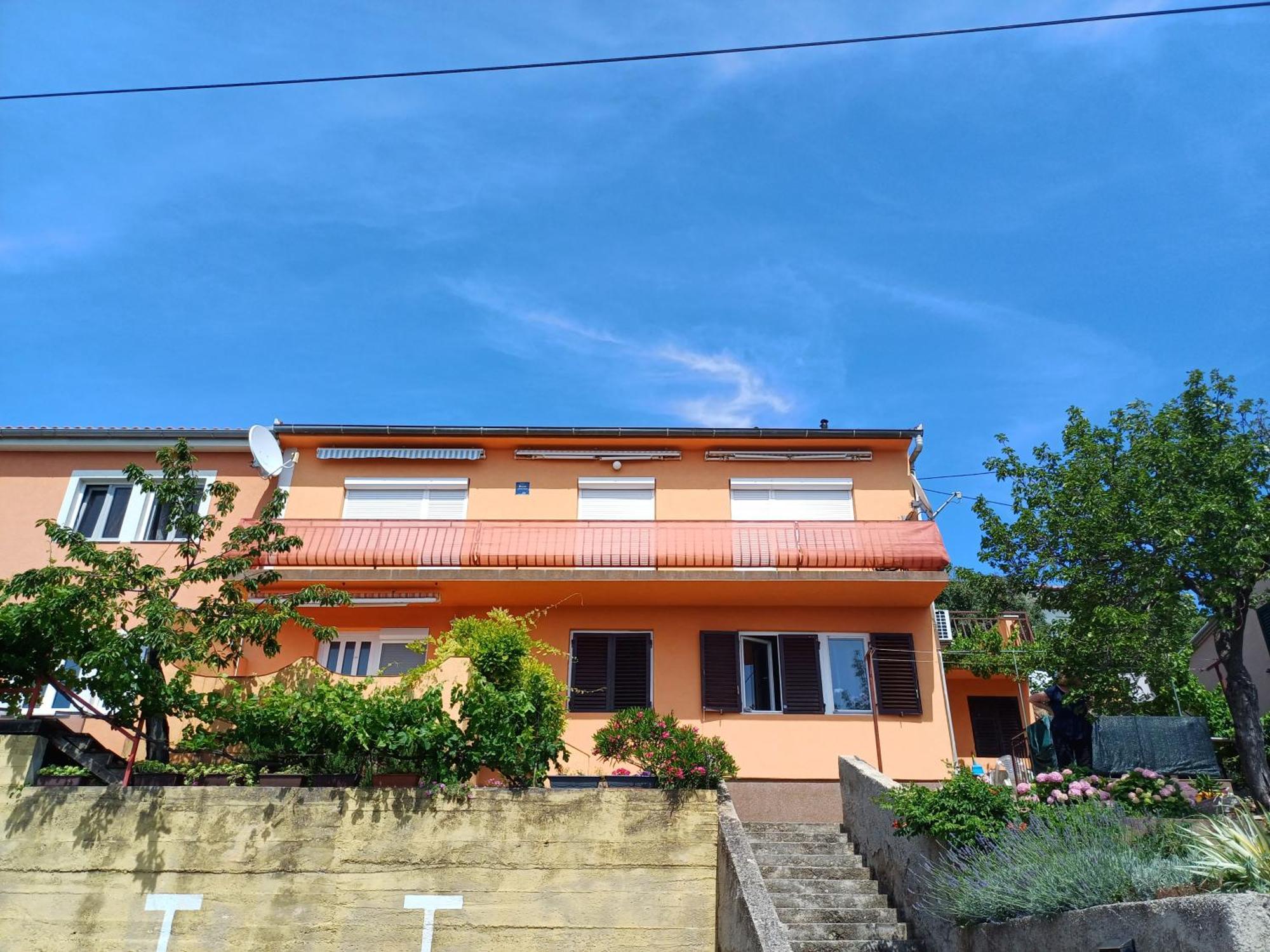 Apartments Mare Croatia Сен Екстериор снимка